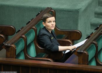 Rząd chce dopłacać artystom do ZUS. "To nie wsparcie celebrytów"
