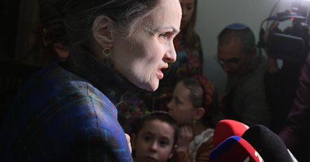 Stanęła na drodze Brauna. Lekarka ujawnia, co w amoku mówił jej poseł