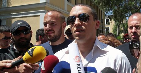 Skandal w Grecji. Neonazistowski polityk składa pozwy
