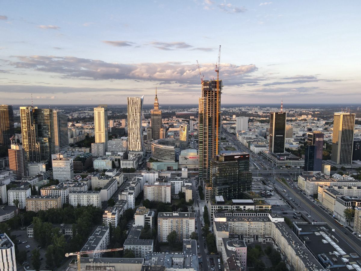 Warszawa. Budowa Varso Tower w lipcu 2020 r.