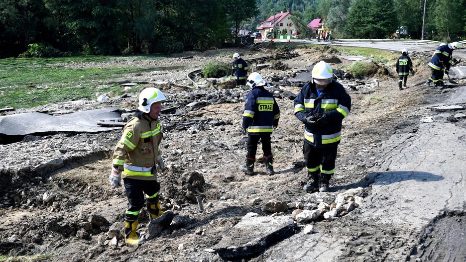 Warszawa. Rafał Trzaskowski zdecydował o przekazaniu środków na pomoc zalanym gminom