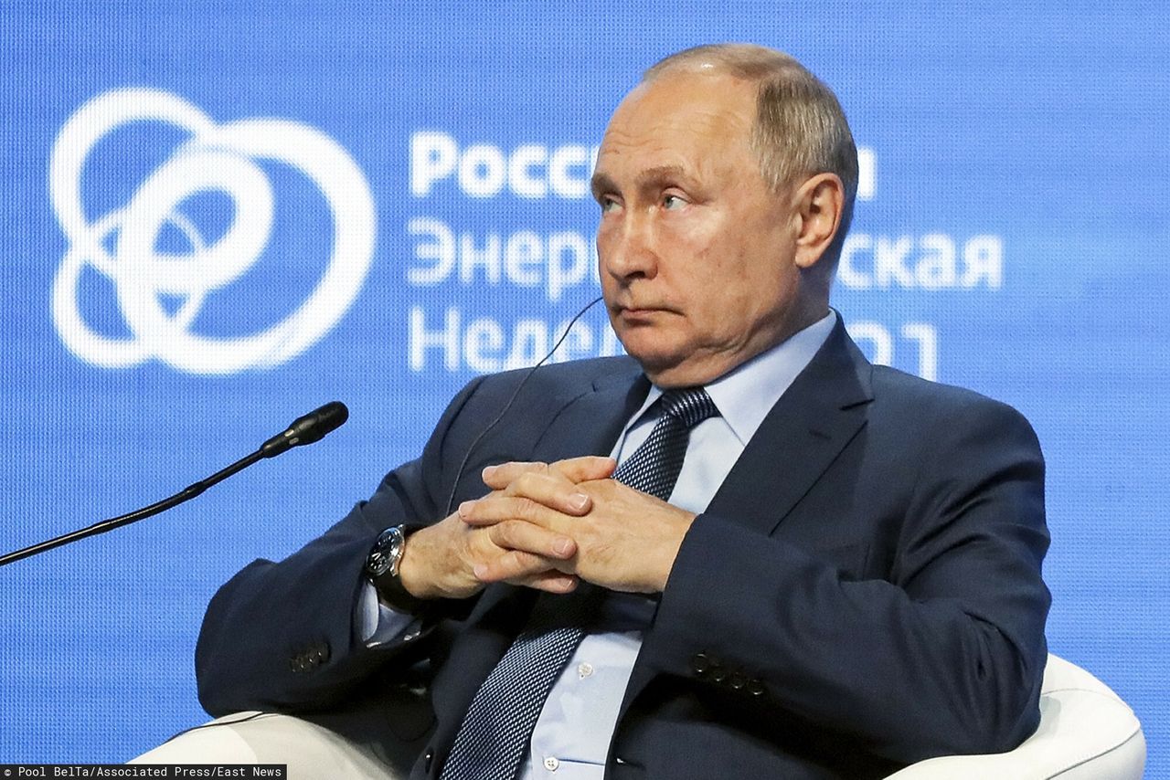 Putinowi kończą się pieniądze? Sięga po majątek urzędników