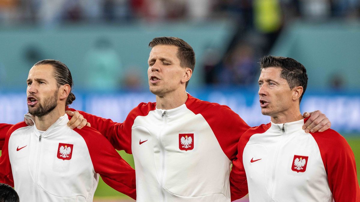 Na zdjeciu: Grzegorz Krychowiak, Wojciech Szczęsny, Robert Lewandowski