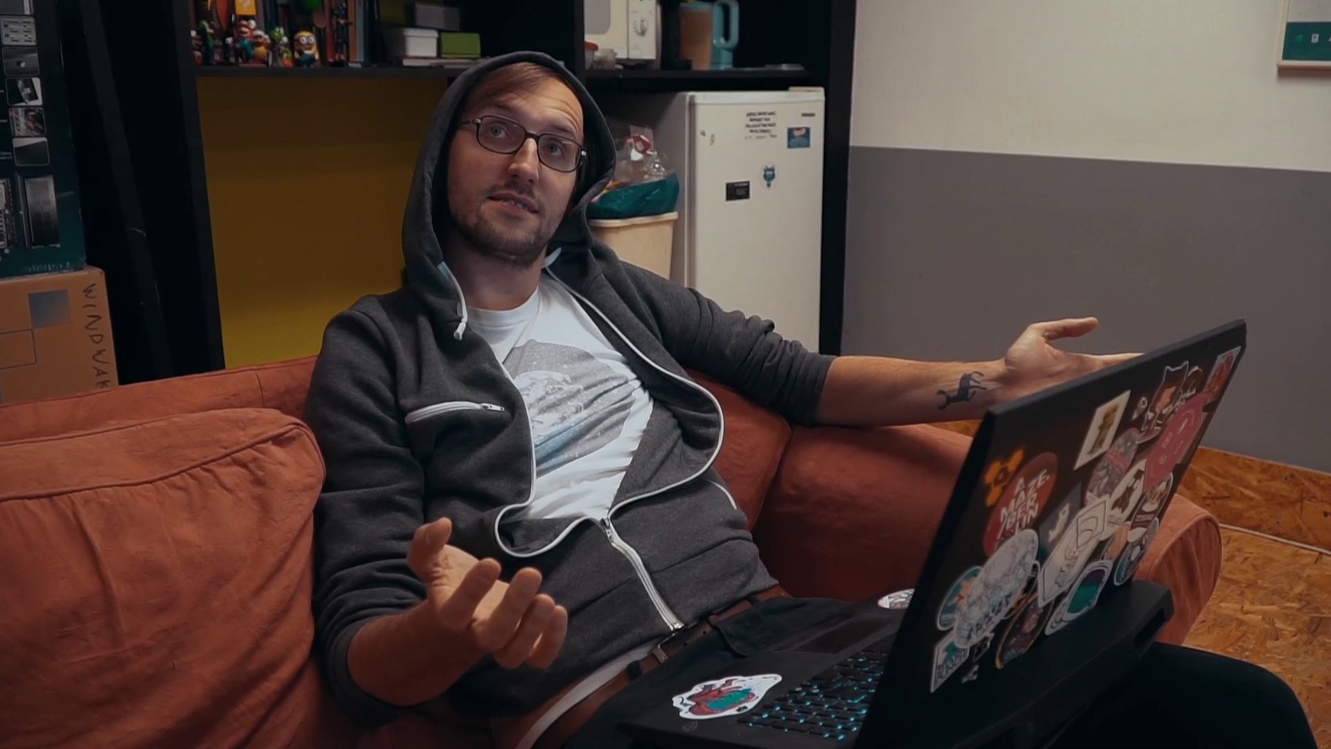 "Wszystko z nami w porządku" - rozmawiałem z reżyserem dokumentu o niezależnym gamedevie 6