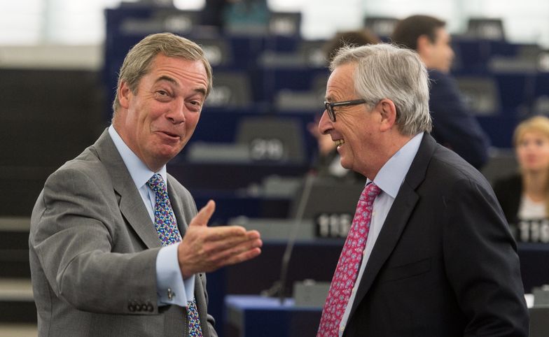 Nigel Farage i Jean-Claude Juncker.
