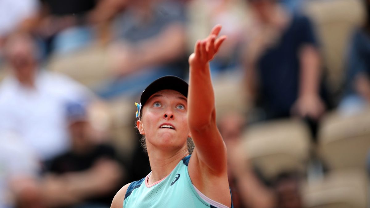 PAP/EPA / MARTIN DIVISEK / Na zdjęciu: Iga Świątek