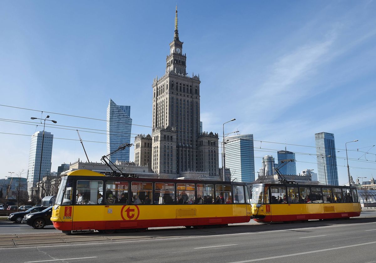 Warszawa. W wakacje zmieni się rozkład komunikacji miejskiej