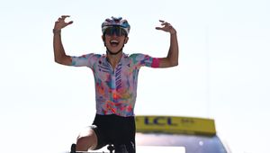 Niesamowita szarża na Mont Ventoux. Niewiadoma pokazała moc