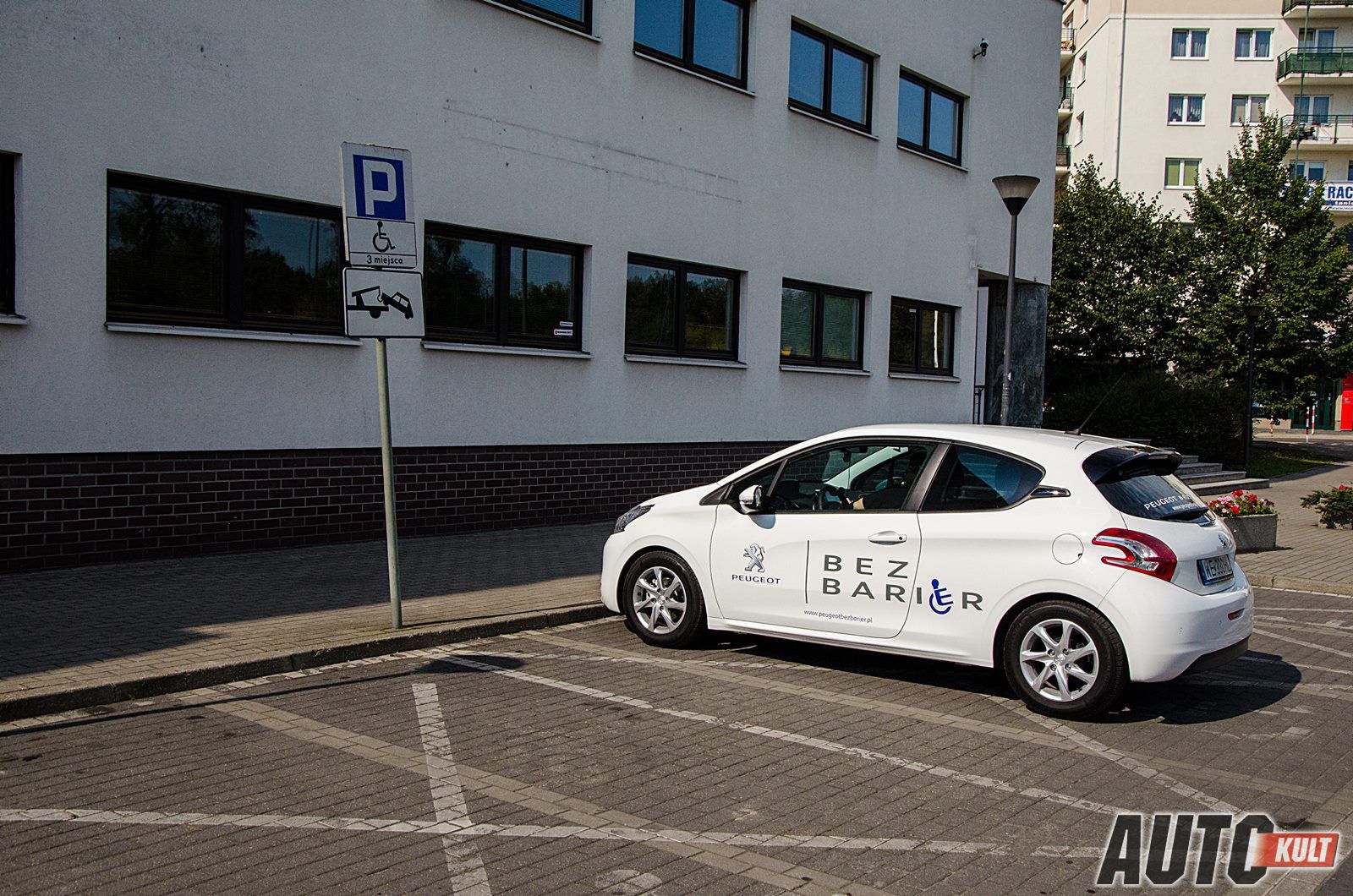 Peugeot 208 1,2 PureTech Active "Bez barier" - test [galeria] 4