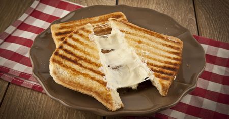 Alarmująca zależność między tostami a rakiem
