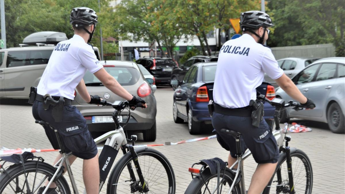 Policjanci na rowerach