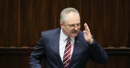 "Jadę". Kolejny kandydat zmierza do Końskich