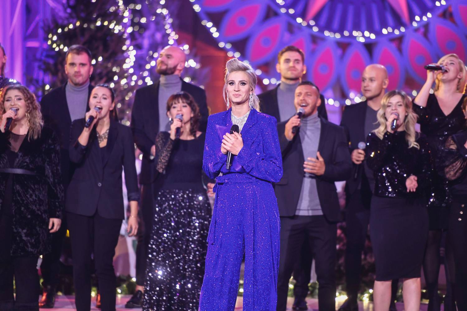 Sylwia Grzeszczak – koncert kolęd TVP 2019: Jaka Wigilia, taki cały rok