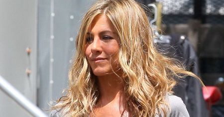 Jennifer Aniston patrzy w gwiazdy