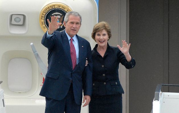 George Bush jest uzależniony od iPada