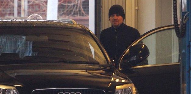 Krzysztof Ibisz dba o samochód