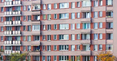 "Pasożytnictwo cieplne" w blokach. Oto na czym polega