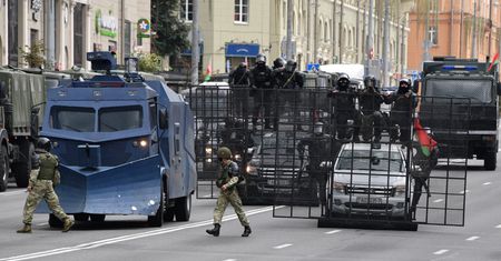 Białoruś. "Marsz Jedności" w Mińsku. Pierwsze zatrzymania i akcja policji