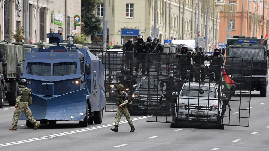 Białoruś. Kolejne protesty w Mińsku, akcja służb