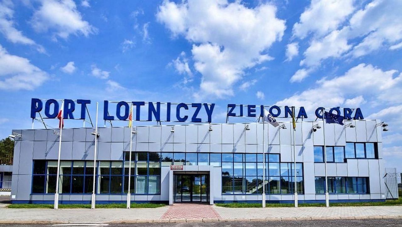 Port lotniczy Zielona Góra – Babimost 