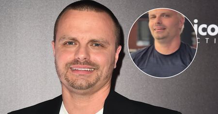 Marcin Hakiel zaszalał u fryzjera. Po ciemnych włosach ani śladu! [ZDJĘCIA]