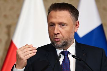 Mieli maczety i noże. Szef MSWiA o zatrzymanych na marszu