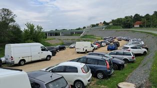 Rzeszów: Tymczasowy parking przy giełdzie na Dworaka zostanie zlikwidowany?