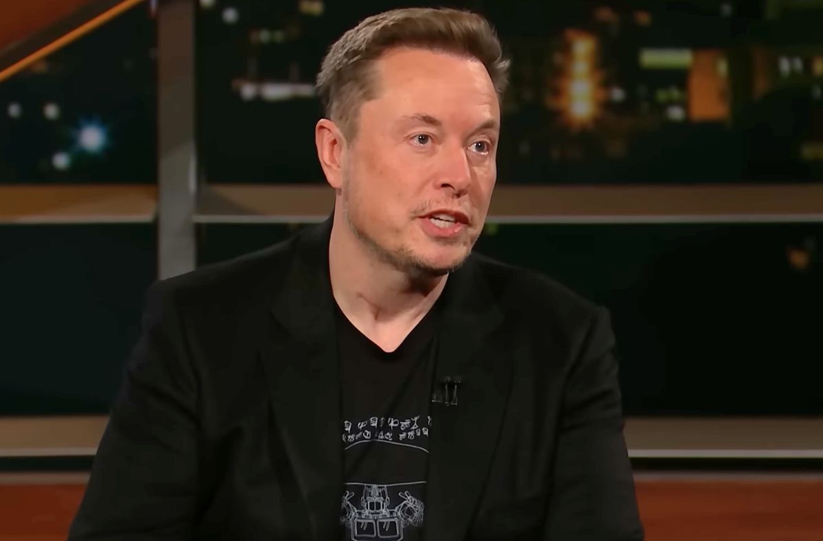 Elon Musk accepts Maduro's duel challenge amidst tension