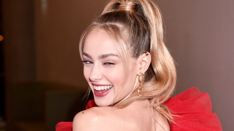 Wiktoria Gąsiewska pokazuje efekty sesji zdjęciowej