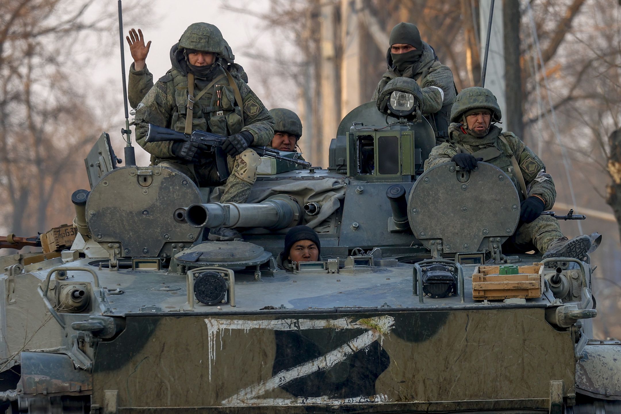 Volnovakha, which fell under the control of Russia
VOLNOVAKHA, UKRAINE - MARCH 26: Russian soldiers are seen on a tank in Volnovakha district in the pro-Russian separatists-controlled Donetsk, in Ukraine on March 26, 2022. Volnovaha, one of the 18 regions of Donetsk in eastern Ukraine, has been under the control of the Russian Armed Forces and the pro-Russian separatist in Donetsk since March 11. (Photo by Sefa Karacan/Anadolu Agency via Getty Images)
Anadolu Agency
damage, march