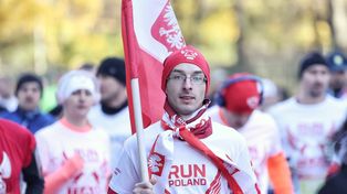 Poznań: Biegi Niepodległości. W Poznaniu idą na świetny wynik, a w Luboniu stawiają na akcję "Kibicuj dla Niepodległej"