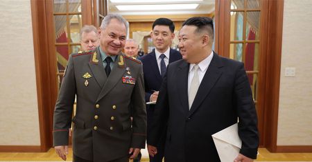 Tajemniczy lot do Pjongjangu. Kilka dni po Szojgu