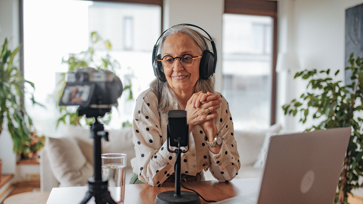 Osoby po 50. roku życia świetnie radzą sobie z mediami społecznościowymi 
