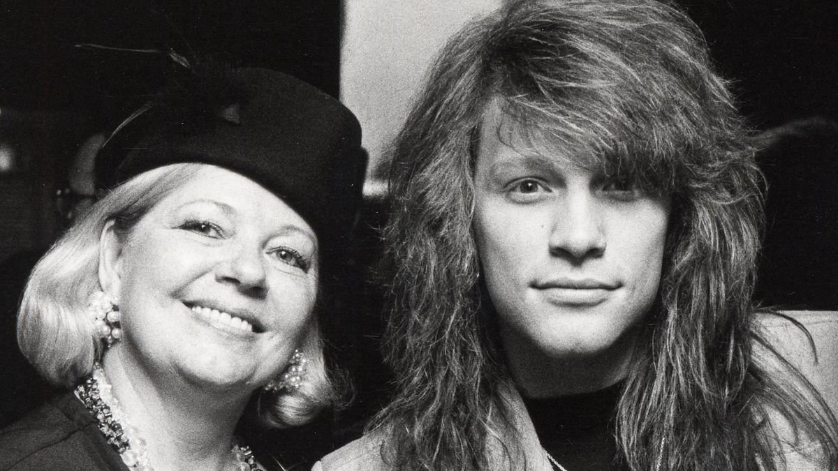3rd Annual Silver Clef Award Honors Bon JoviCarol Bongiovi, Jon Bon Jovi and John Bongiovi (Photo by Ron Galella/Ron Galella Collection via Getty Images)Ron Galella