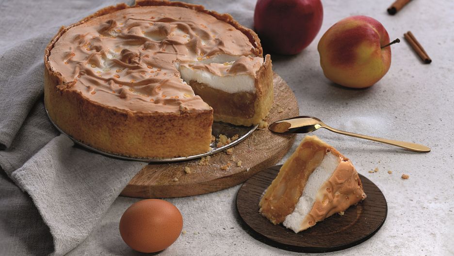 Szarlotka z bezą. Skusi każdego łasucha