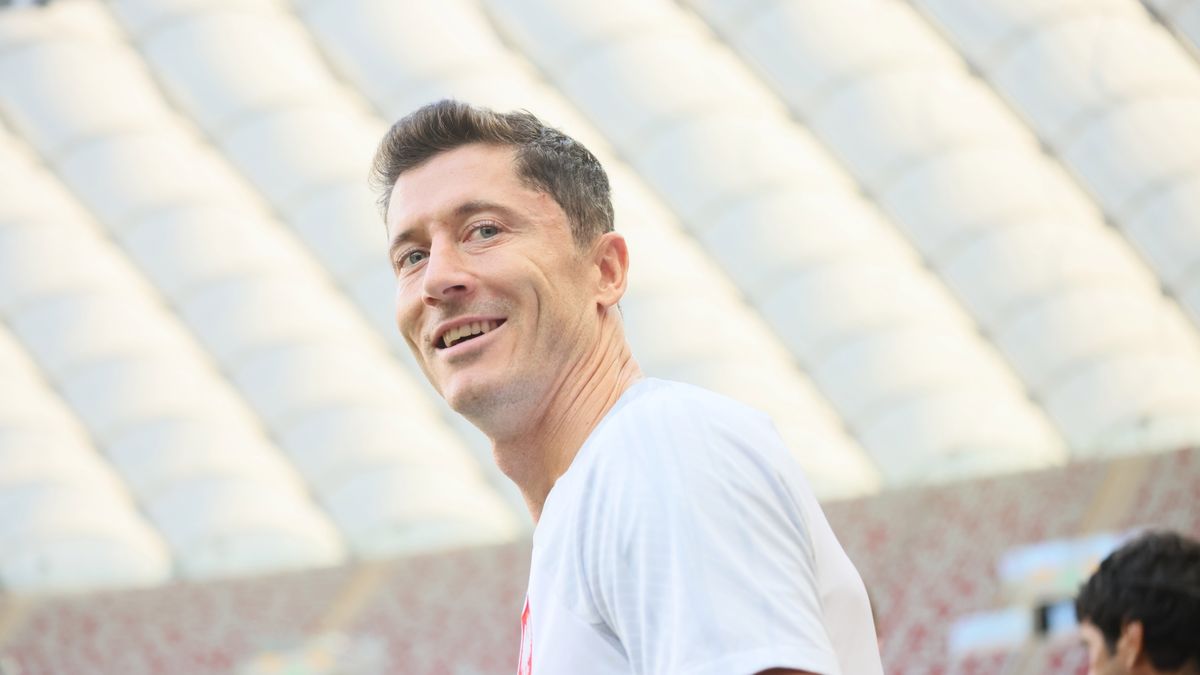 Zdjęcie okładkowe artykułu: PAP / Leszek Szymański / Na zdjęciu: Robert Lewandowski