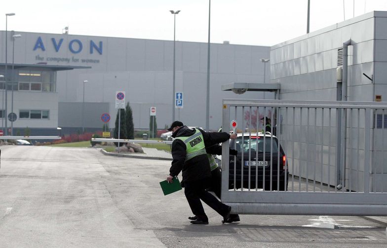 Avon chce pozbyć się swojego biznesu w Północnej Ameryce