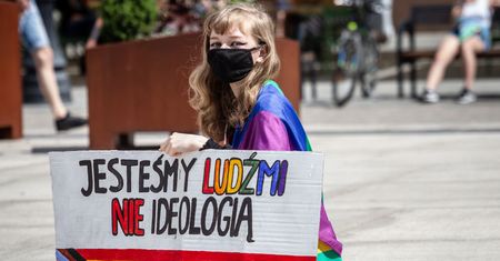 Cała Unia będzie strefą wolności LGBT. Wójt Lipinek: "dla mnie to grzech"