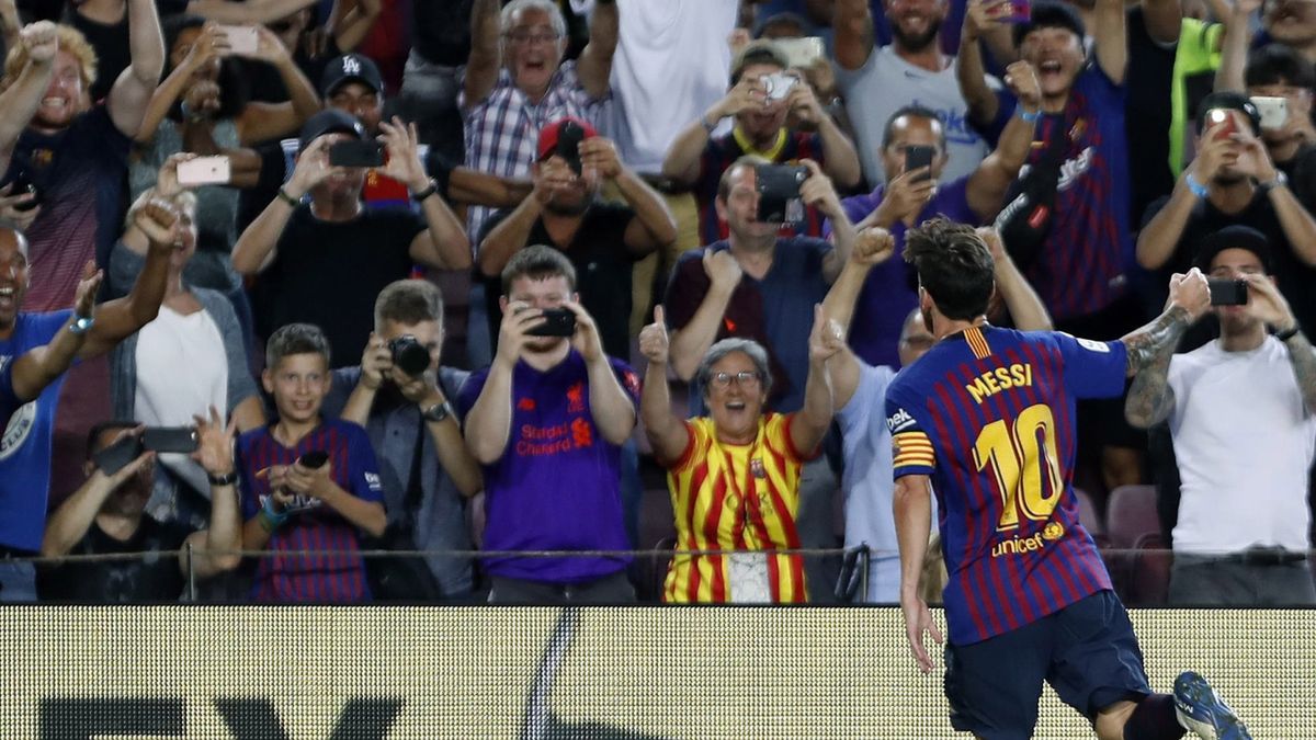 Lionel Messi cieszy się po zdobyciu gola
