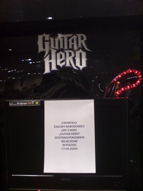 Guitar Hero a żałoba narodowa