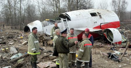 Żądają od Ziobry pilnego odtajnienia dokumentów smoleńskich