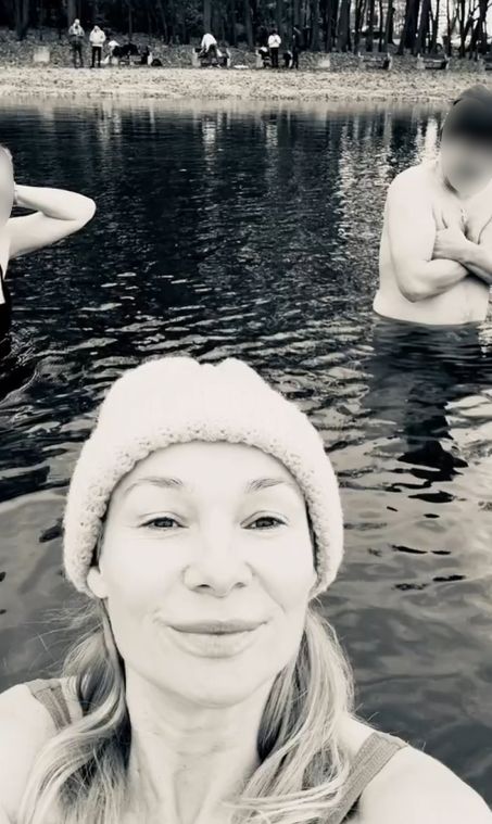 Sonia Bohosiewicz morsuje z przyjaciółmi