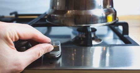 Odkręcił gaz w domu, na pomoc jednak było już za późno. Żona ujawniła zwłoki męża