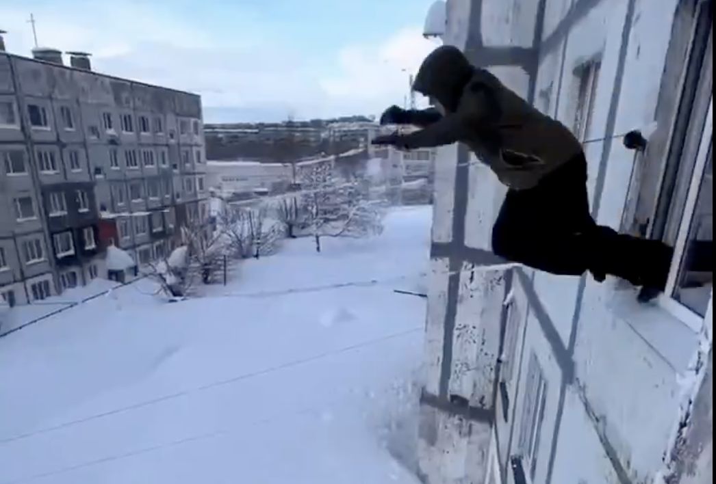 wiadomości,aktualności,WP Wiadomości Ekstremalne warunki na Kamczatce. Skaczą z okna, żeby wyjść