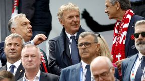 Fotoreporterzy wychwycili Bońka. Brak słów, kto stoi obok