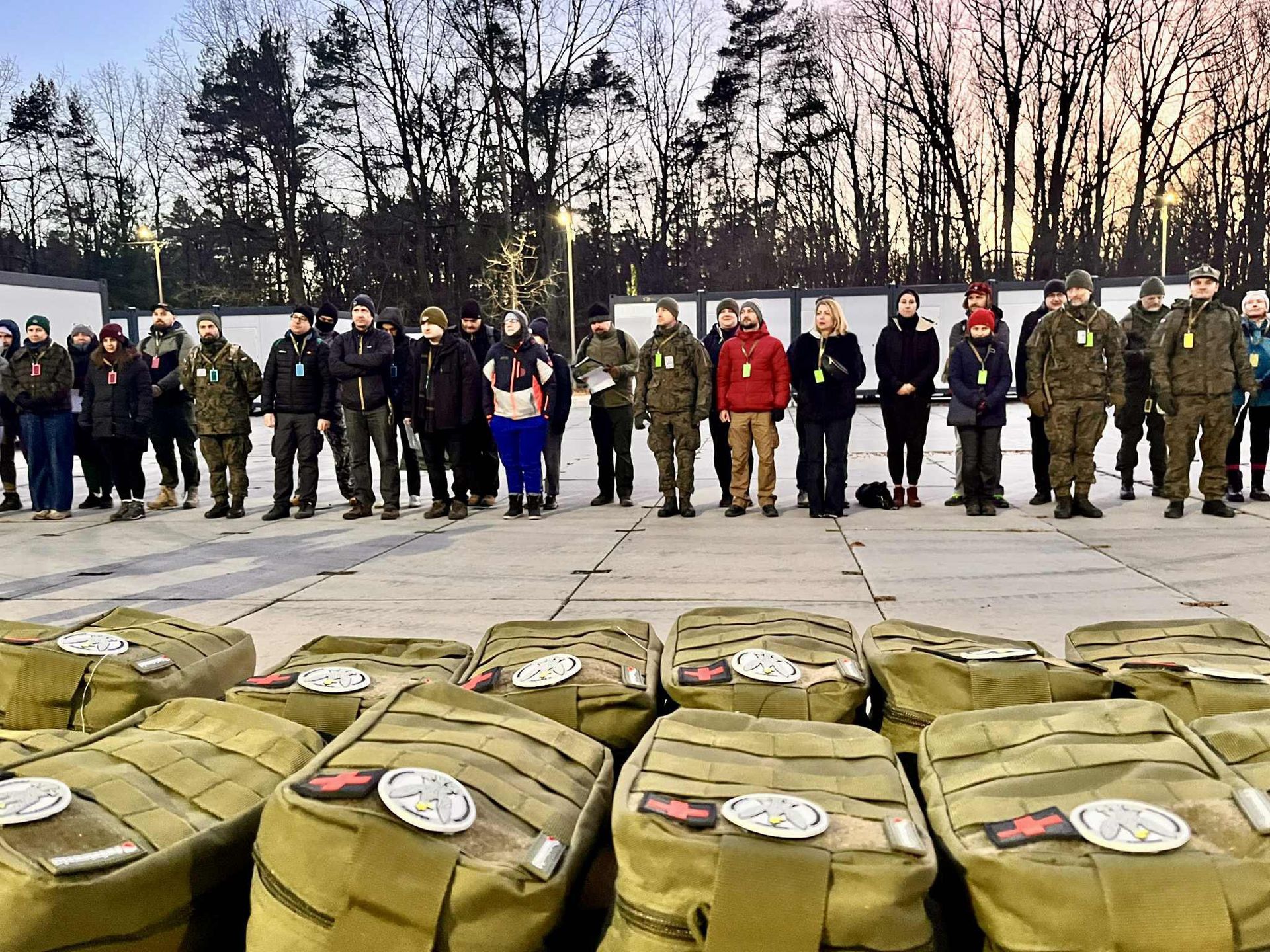 Odbiór apteczek po zakończonym szkoleniu
