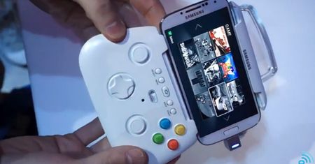 Samsung ma kontroler do gier do telefonu, który wygląda jak pad od 360