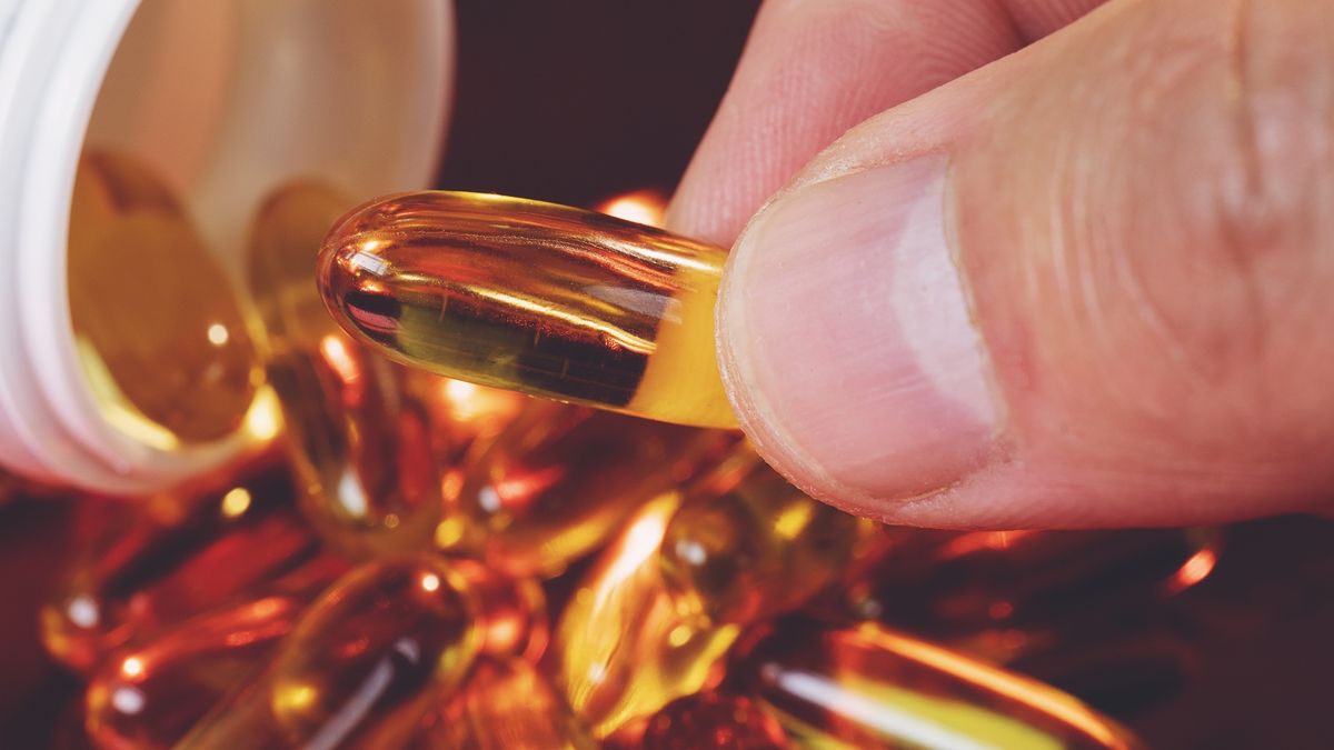 Hand holding a Fish oil capsule with blurred background
Pharmacy, Number 3, UK, Vitamin D, Fish Oil
batuhan toker