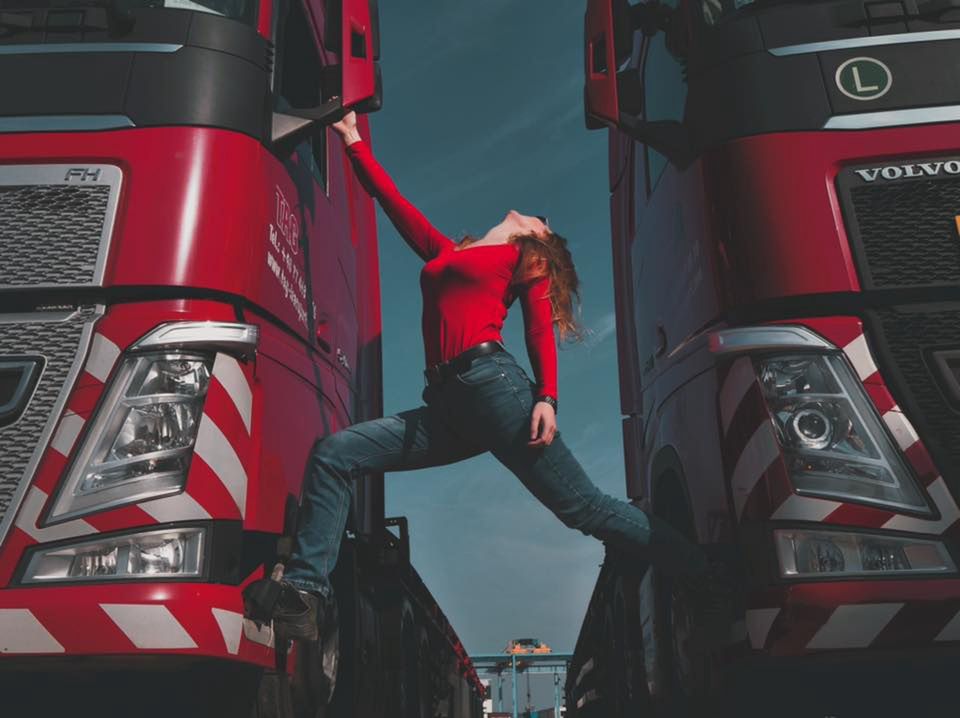 Trucking Girl