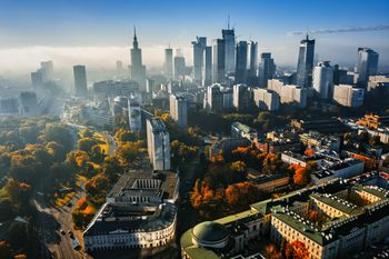 Pogoda w Warszawie. Prognoza na niedzielę 12 października. Przyjemna aura i lekki deszcz po południu